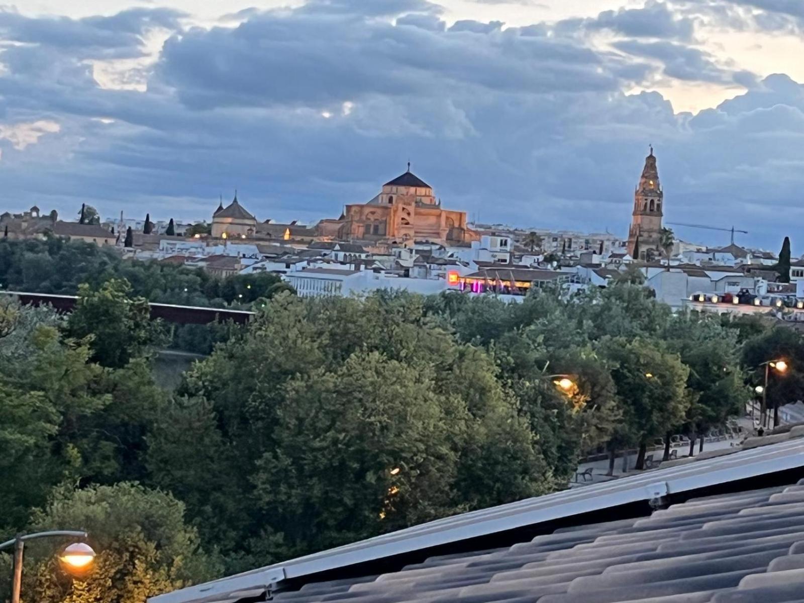 Casa Apartamento Paseo De La Ribera 32 Cordoba Ngoại thất bức ảnh